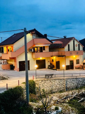 Holiday house with a parking space Mijaca, Zagora - 21267